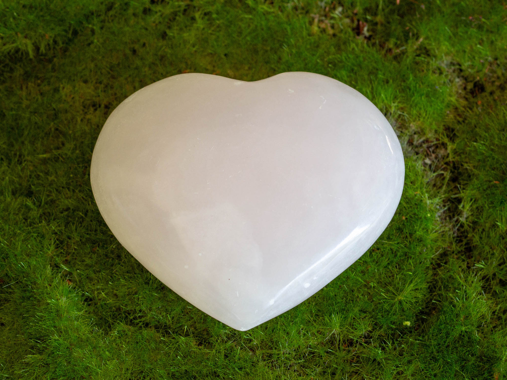 IMG_2014 copy pink mangano calcite heart crystal salted moon rocks