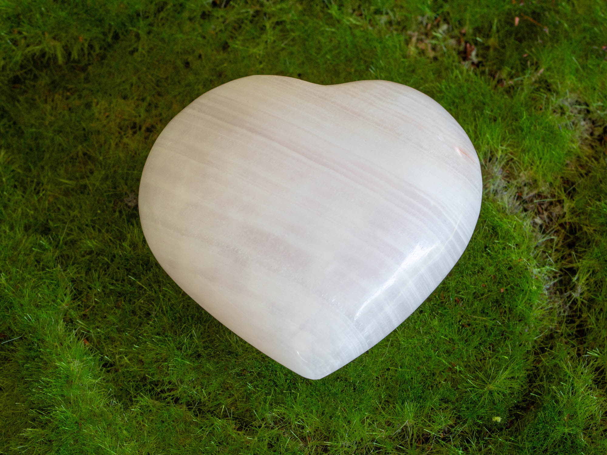 IMG_2018 copy pink mangano calcite heart crystal salted moon rocks